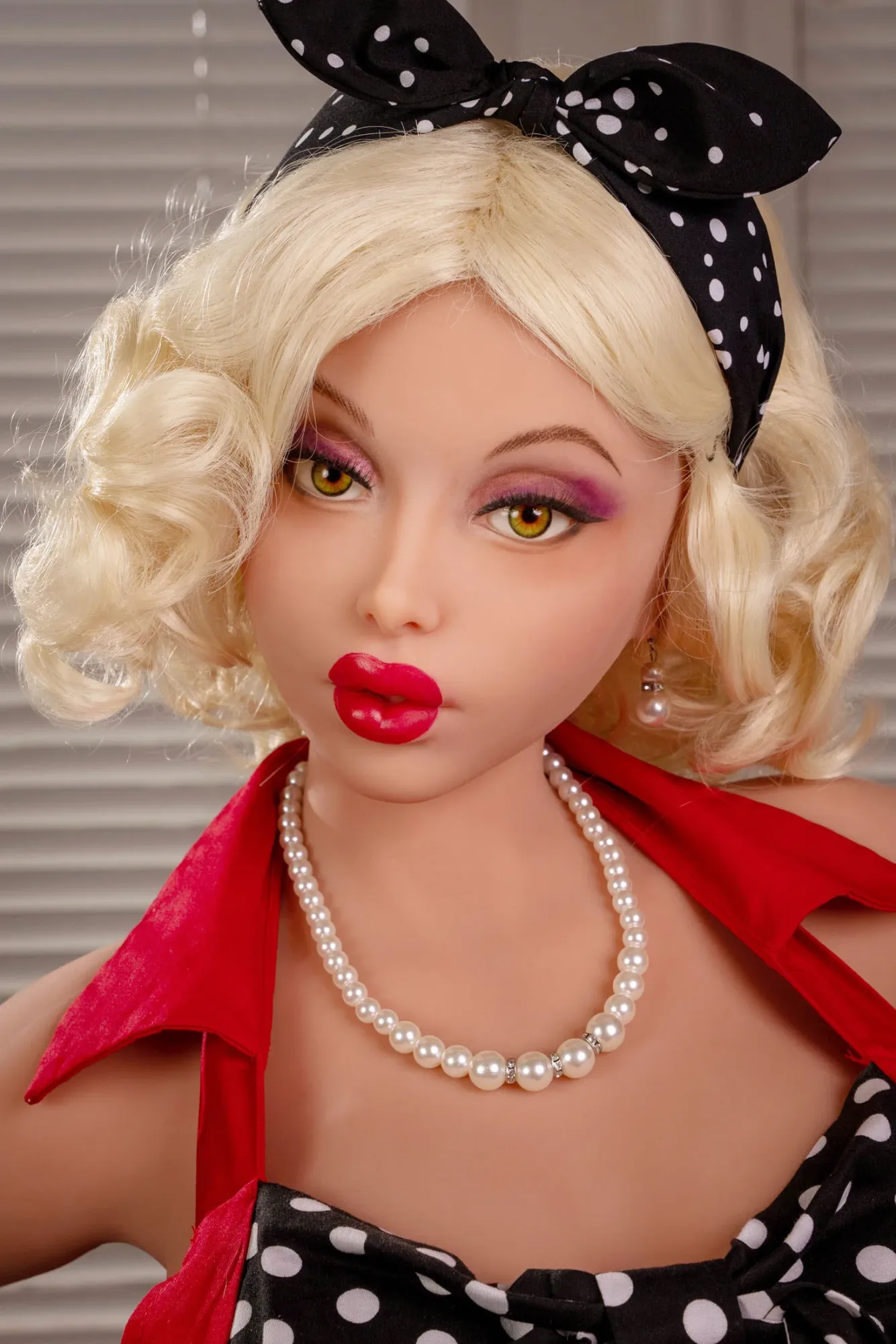 Piper丨Jessica -150cm/4ft11 Short Blonde Hair TPE Sex Doll view 7