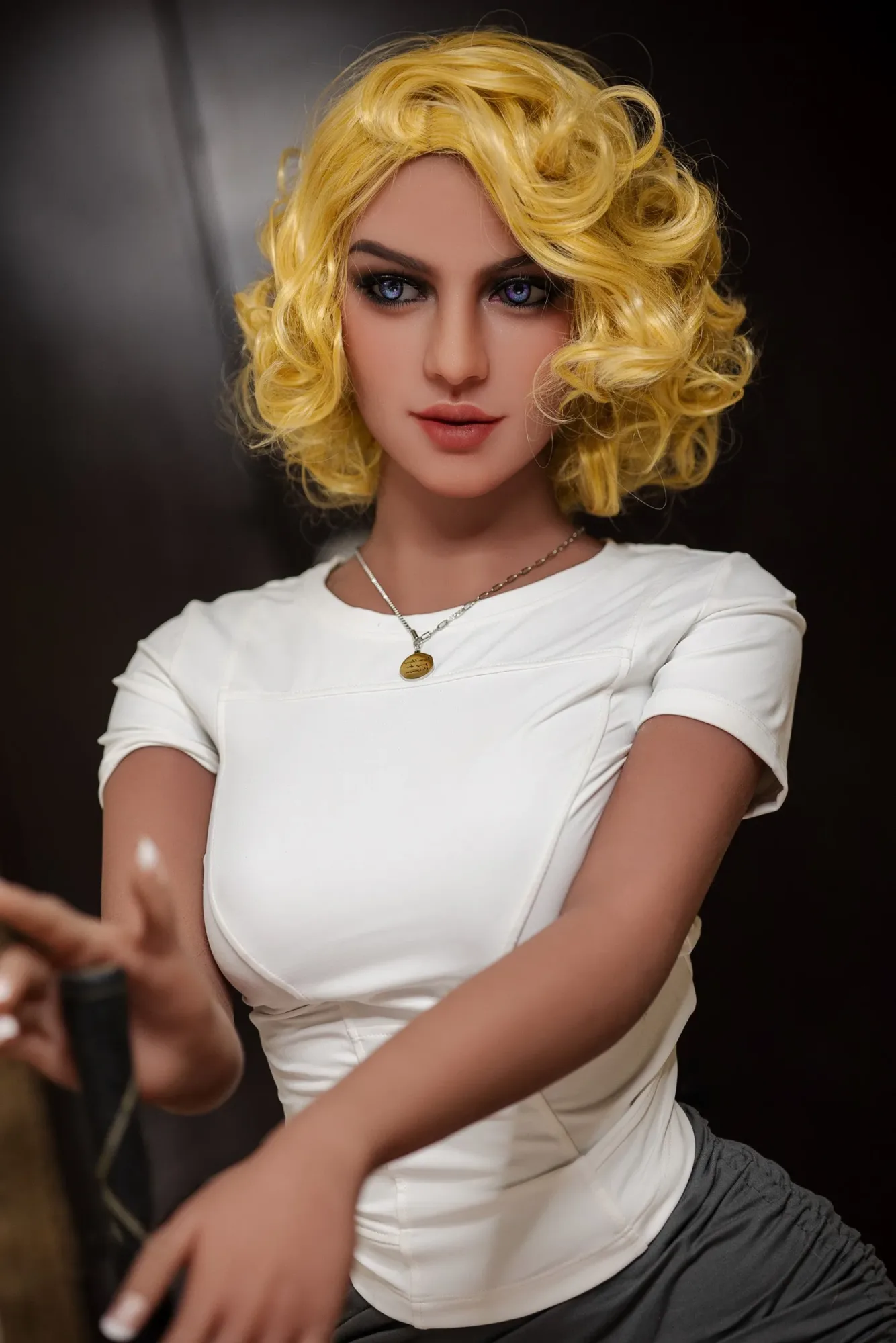 AIBEI | Hoshi - 5ft 2/158cm Small Breasts Blonde Sex Doll view 1